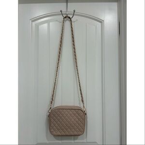 Elegant Quilted Tan Crossbody Bag